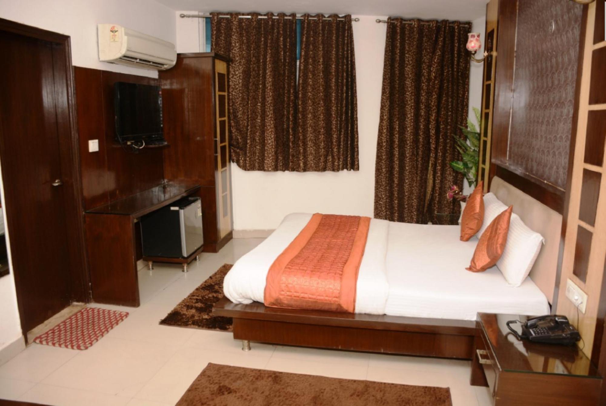 ניו דלהי Capital O 6408 Hotel Delhi Heart מראה חיצוני תמונה