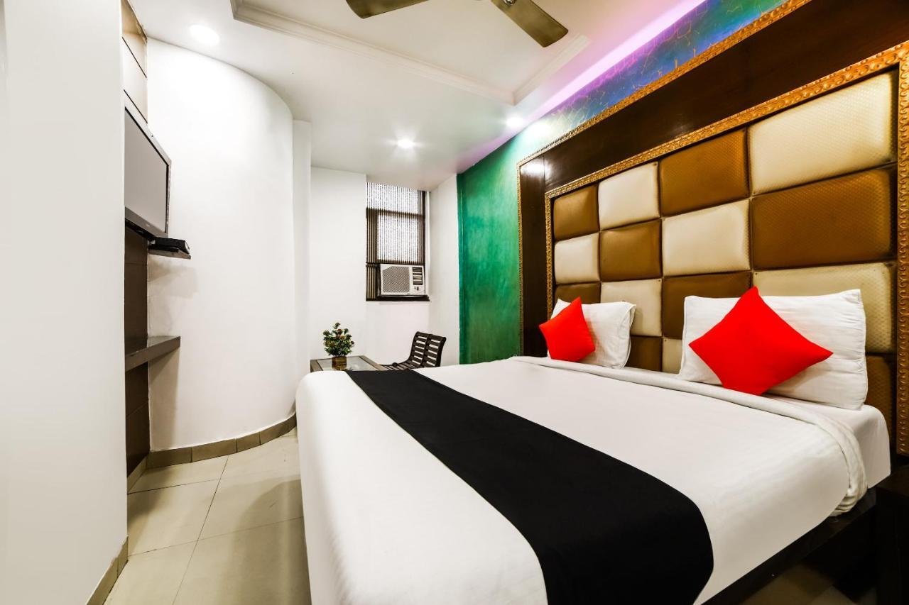 ניו דלהי Capital O 6408 Hotel Delhi Heart מראה חיצוני תמונה